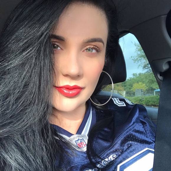 Meet your Posher, Nadya - Picture 1 of 1